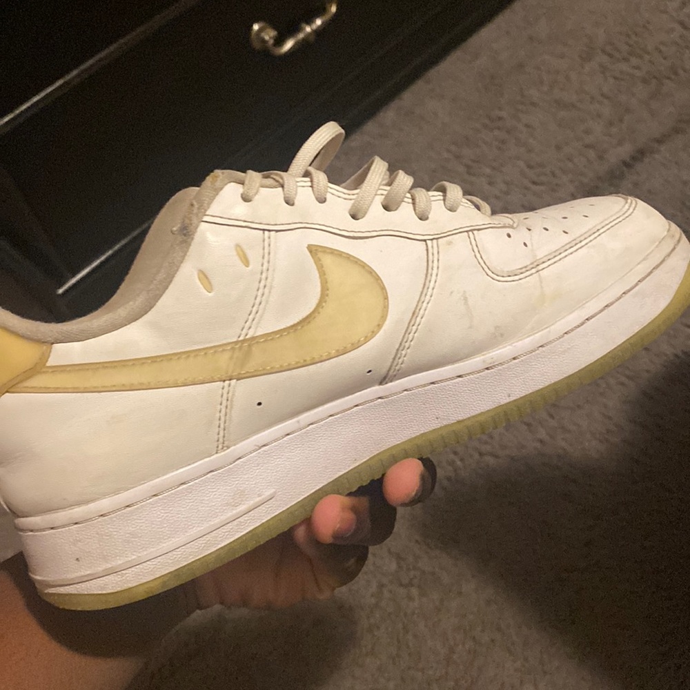 Nike shoes